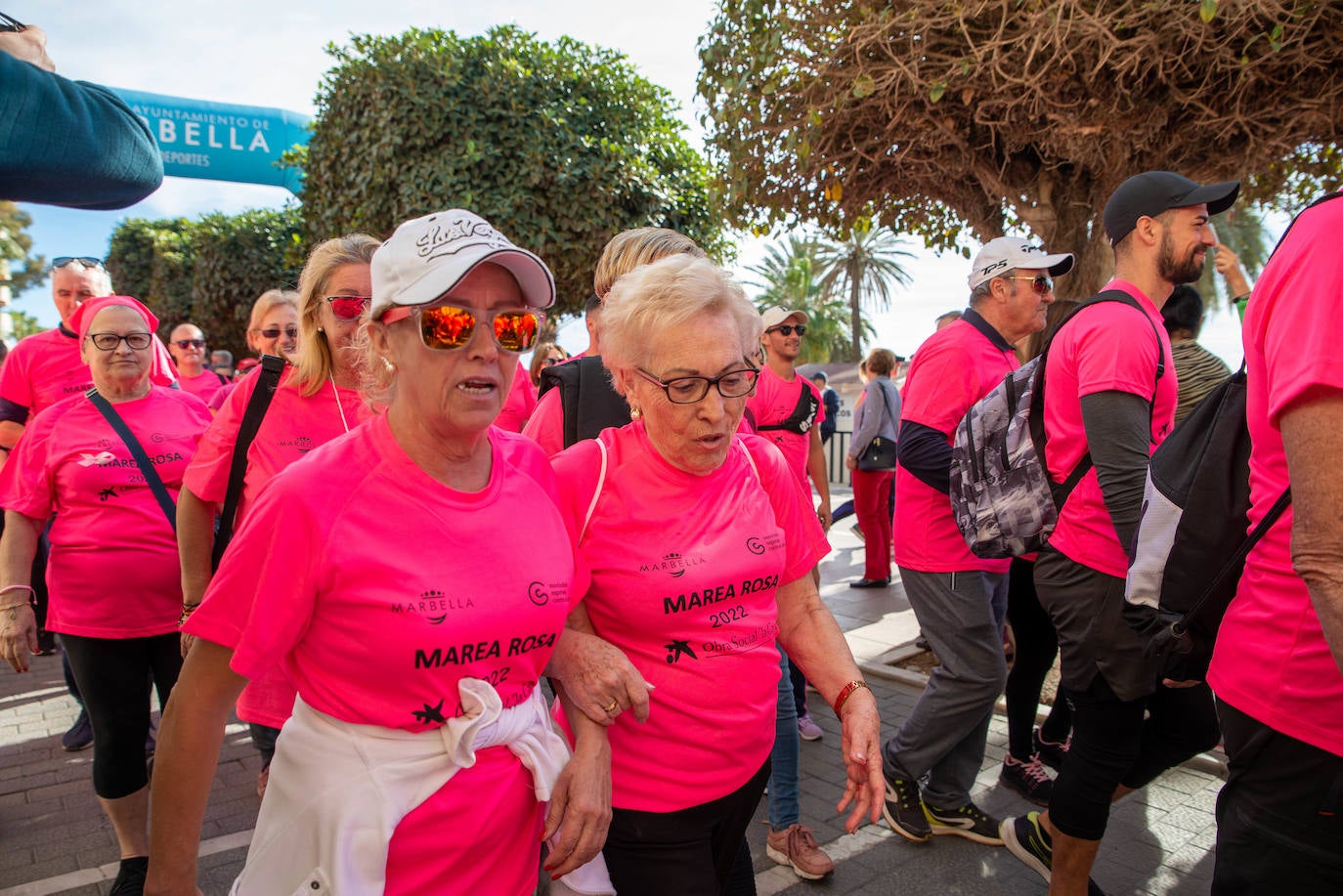 Fotos Marea Rosa En Marbella M S De Personas Recorren Las